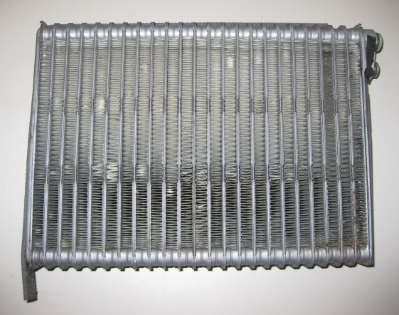 Lancia Thesis Klimakondensator - Innenraum