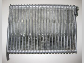 Lancia Thesis Klimakondensator - Innenraum