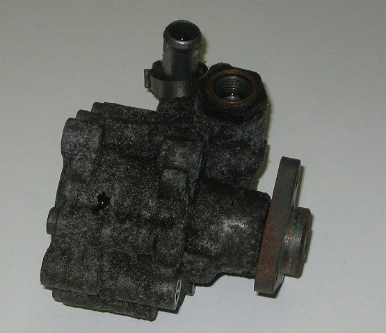 Lancia Thesis 3.0 V6 Servopumpe