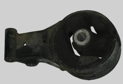 Fiat Croma Motoraufhängung Getriebe mitte unten