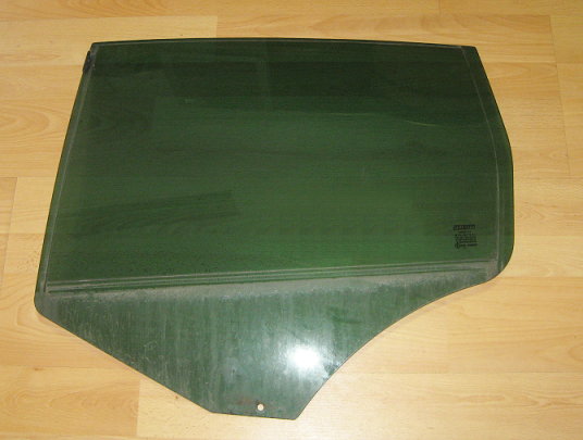 Fiat Croma Seitenscheibe Tür hinten links Fiat Croma Seitenscheibe Tür hinten links
