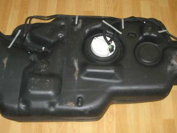 Fiat Scudo Kraftstofftank mit Pumpe und Gestänge