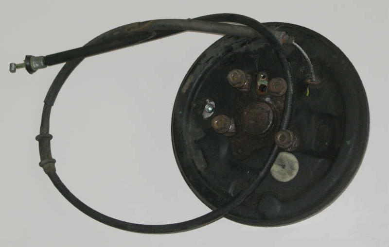 Lancia Musa Bremstrommel links