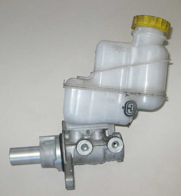 Lancia Musa Hauptbremszylinder mit Behälter