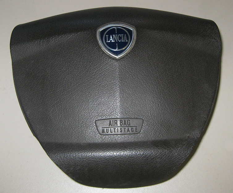 Lancia Musa Fahrerairbag
