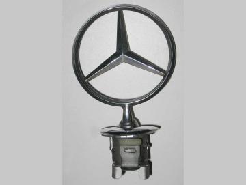 Mercedes Benz Stern Motorhaube