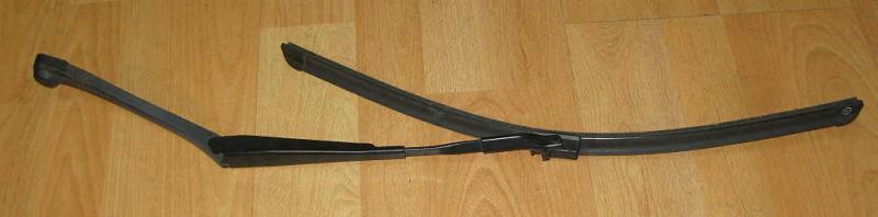 Mercedes Benz Scheibenwischer links A2128301344  3392125718