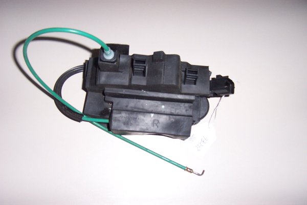 Fiat Idea elektron. Zentralverriegelung vorne rechts  Fiat-Nr.: 51708420