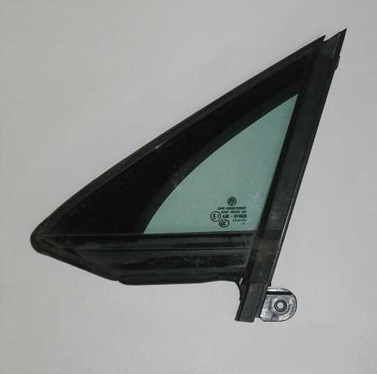 VW Passat Seitenscheibe Tür vorne links Nr.: 3G0845113