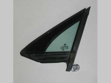 VW Passat Seitenscheibe Tür vorne links Nr.: 3G0845113