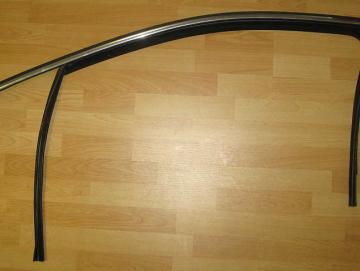 VW Passat Fensterführung Tür vorne links Nr.: 3G0837431M