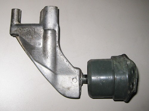 Fiat Barchetta 1.8 16 V Motorlager Motorhalter  Fiat Nr.: 60592121