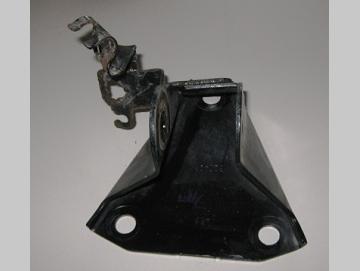 Fiat Panda Aufnahmebock Hinterachse links