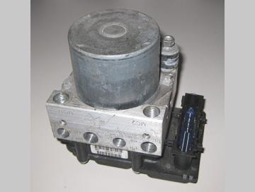 Fiat Panda ABS - Steuerblock  Bosch Nr.: 0 265 231 312 Fiat Nr.: 46802215