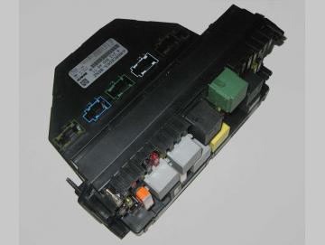 Mercedes Benz Sicherungskasten A 212 900 49 11
