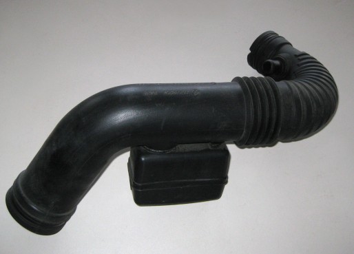 Fiat Stilo 1.6 16V Ansaugstutzen  Fiat Nr.: 46807209