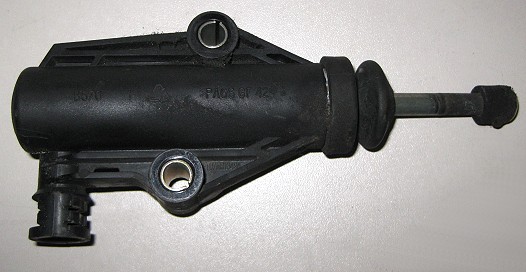 Fiat Stilo Kupplungsnehmerzylinder  Fiat Nr.: 46804423