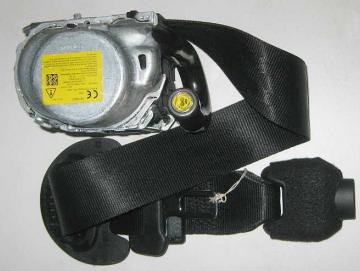 Alfa Romeo Giulia Sicherheitsgurt vorne links