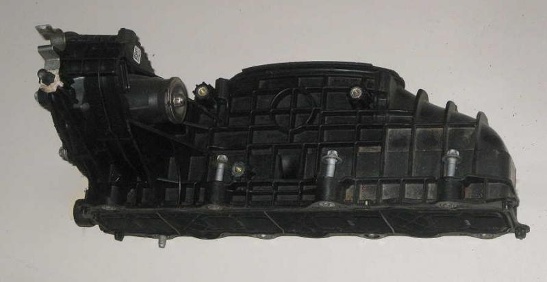 Mercedes Benz Ansaugbrücke A6510900037