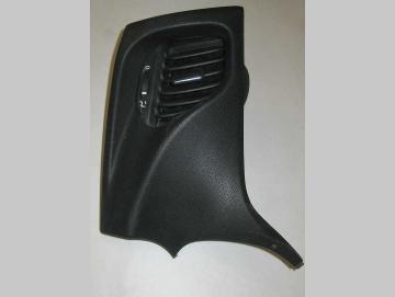 Fiat Doblo Verkleidung mit Luftdüse