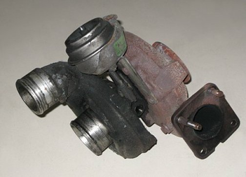 Lancia Thesis 2.4 185 PS Turbolader Nr.: 55205373