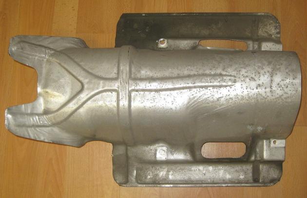 Lancia Thesis Hitzeblech vorn