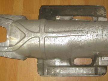 Lancia Thesis Hitzeblech vorn