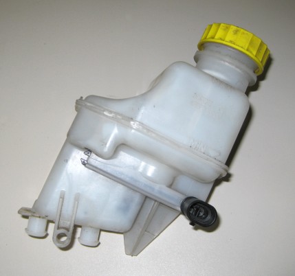 Lancia Thesis Behälter für Bremsflüssigkeit