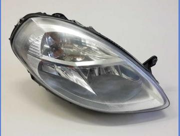 Lancia Ypsilon Scheinwerfer rechts