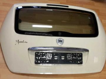 Lancia Ypsilon Heckklappe