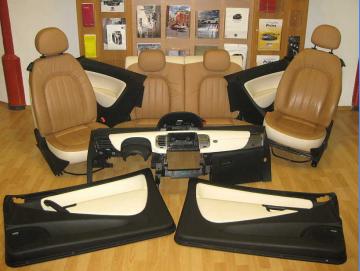 Lancia Ypsilon Türverkleidungen mit Armaturenbrett