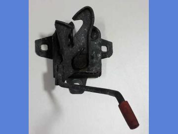 Lancia Ypsilon Motorhaubenschloss