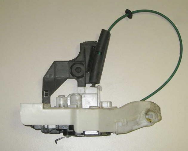 Lancia Ypsilon Türschloss links