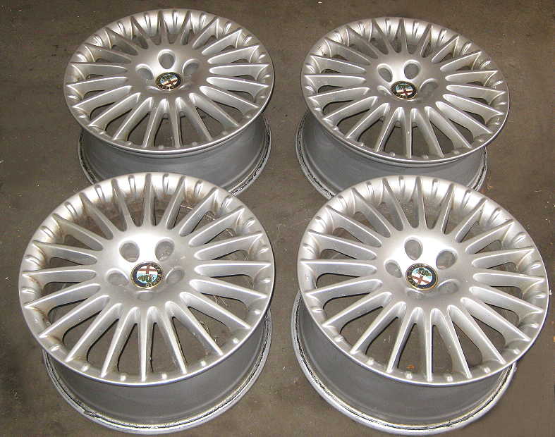 Alfa Romeo 159 Felgen 7.5 J x 17H2 Nr.: 60690480