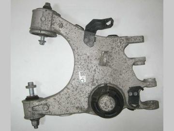 Alfa Romeo Giulia 2.2 Jtdm Querlenker hinten rechts unten