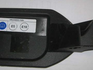 Alfa Romeo Giulia Tankdeckel Verkleidung