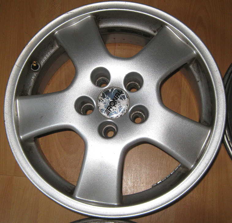 Felgensatz Ronal 6.5 J x 16 H2 ET40