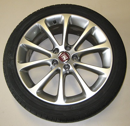 Fiat Croma Alu - Felge mit Reifen