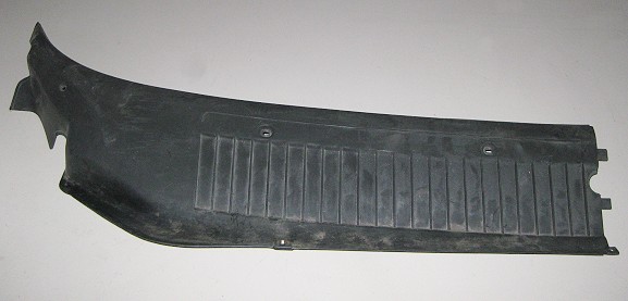 Windlaufverkleidung rechts Nr.: 2198352050