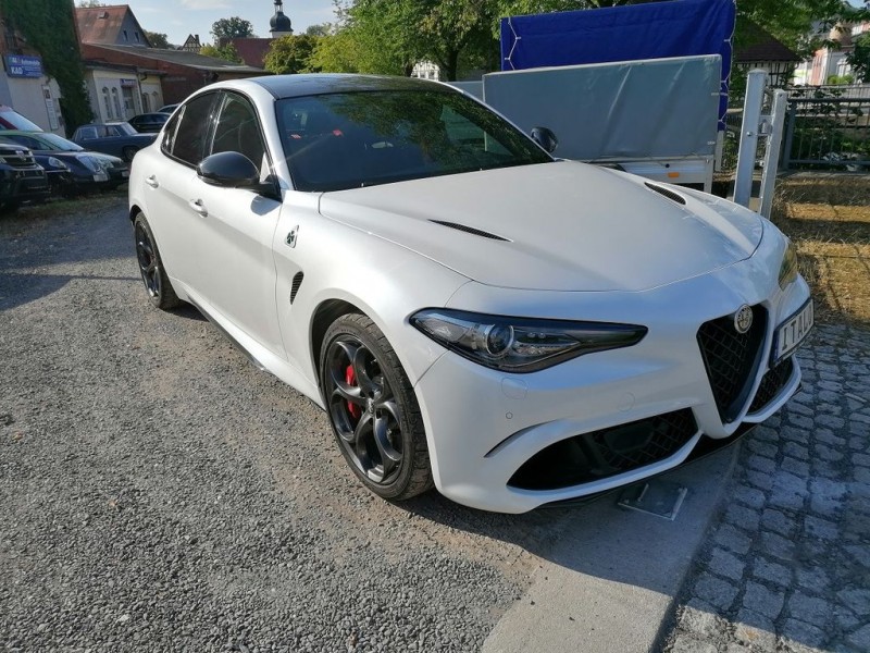 Alfa Romeo Giulia Quadrifoglio