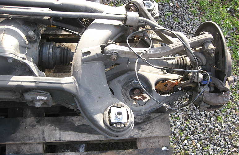 Mercedes Benz E-Klasse Hinterachse mit Differential