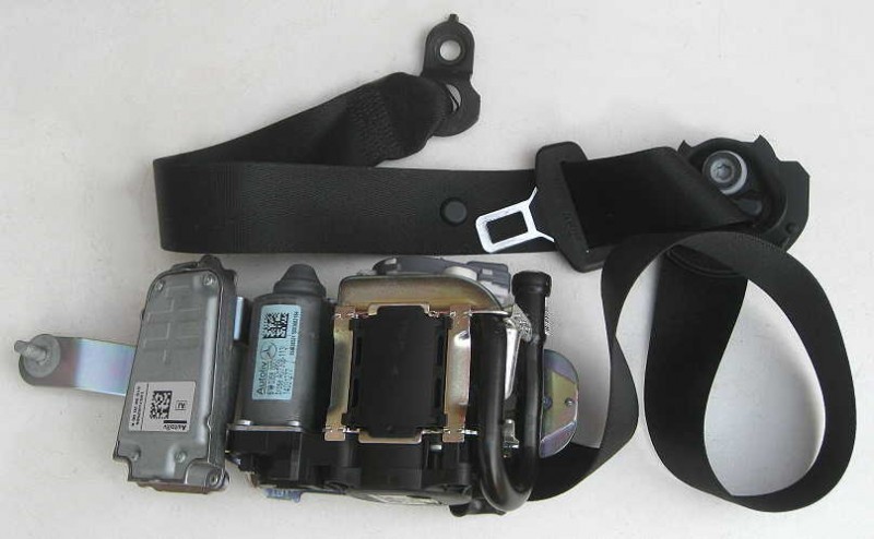 Mercedes Benz Sicherheitsgurt vorne rechts