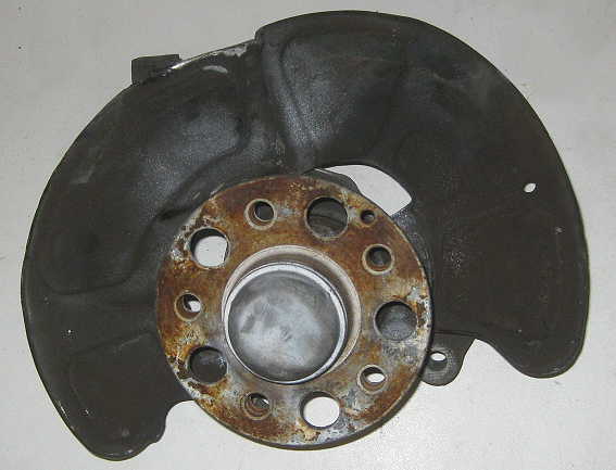 Mercedes Benz Achsschenkel links Nr.: 2123302505