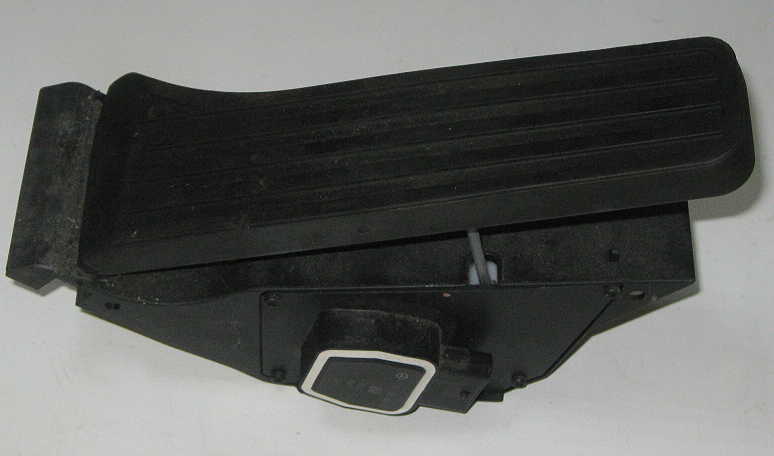 Mercedes Benz Gaspedal