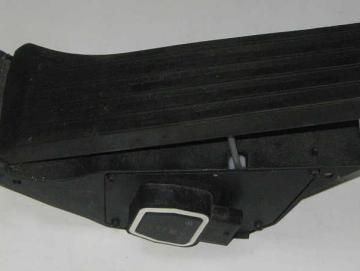 Mercedes Benz Gaspedal