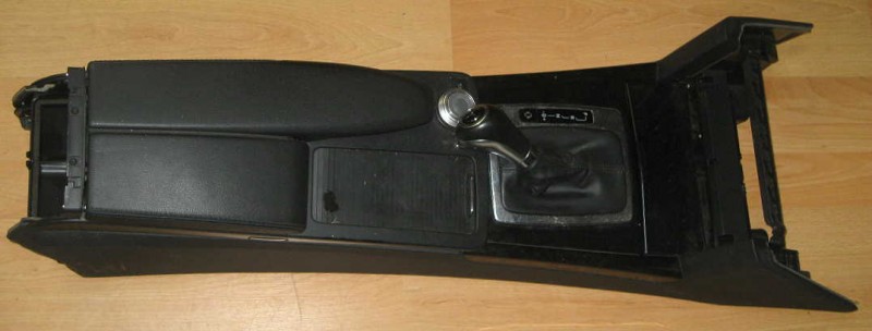 Mercedes Benz Mittelkonsole