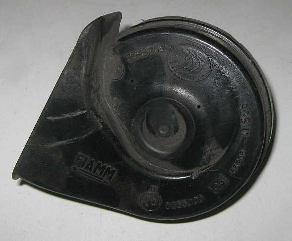 Opel Corsa E Hupe Nr.: 0055306