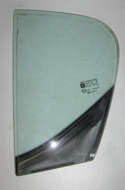 Opel Corsa E Scheibe Tür hinten links klein
